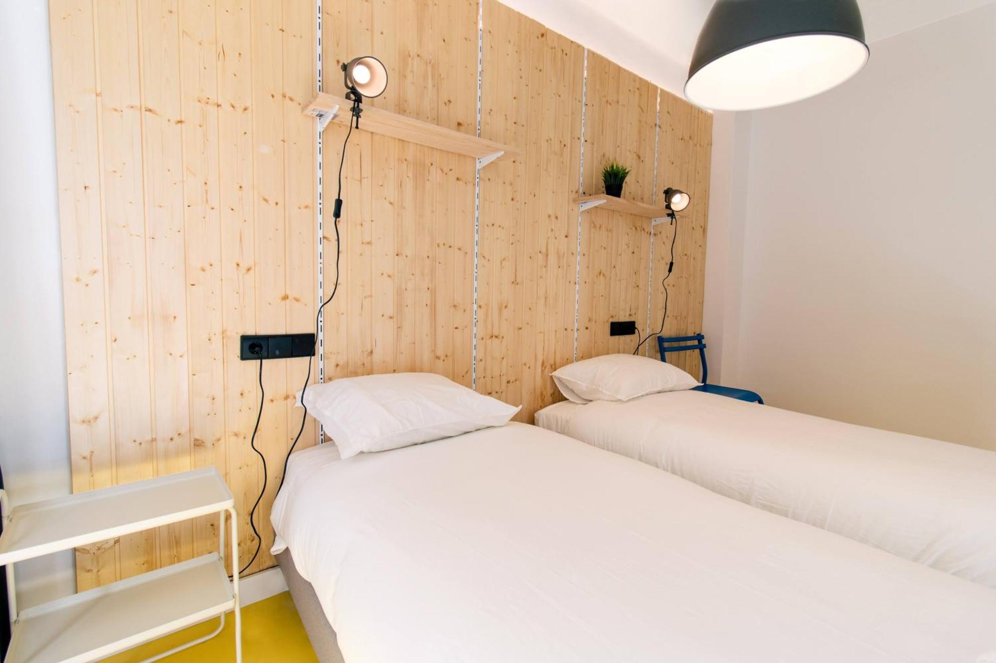 Koala Hostel Mercado Аликанте Екстериор снимка