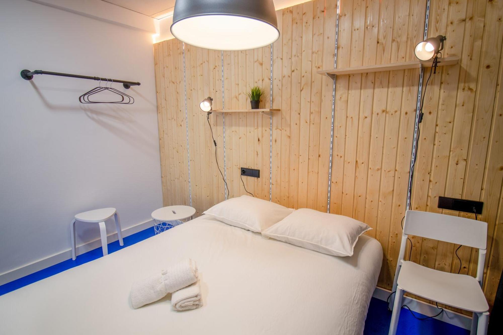 Koala Hostel Mercado Аликанте Екстериор снимка
